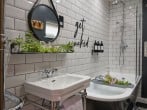 bathroom bathroom